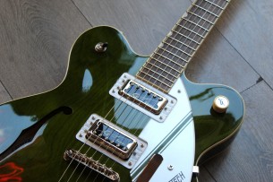 GRETSCH "G2604T Limited Edition Streamliner Rally II Center Block with Bigsby®, Laurel Fingerboard, Rally Green Stain" HARDCASE,