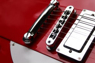 GIBSON "Firebird In Cardinal Red" HARDCASE