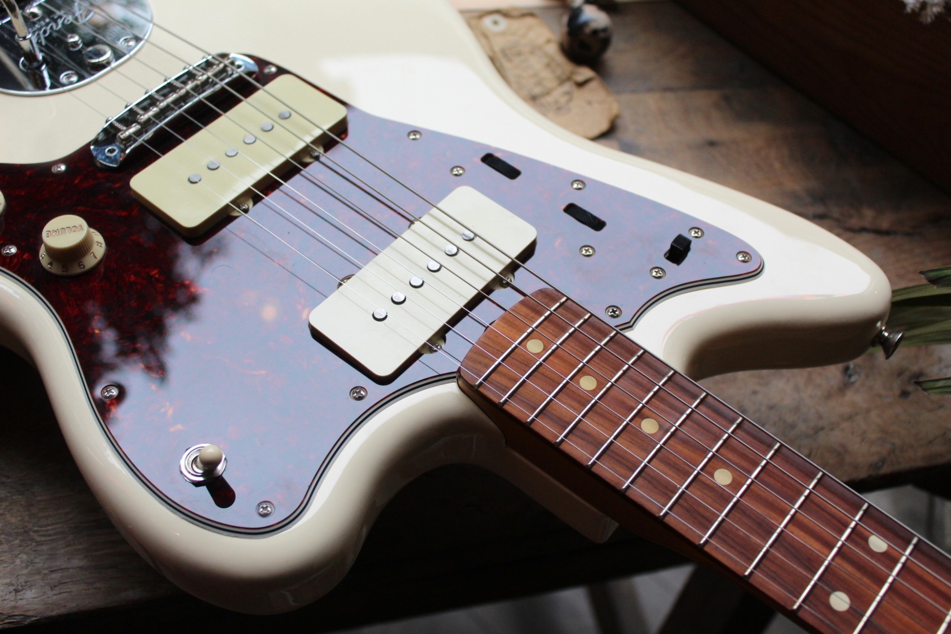 FENDER 