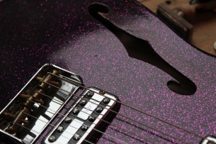 Fender " Custom Shop Limited Edition Caballo Tono Ligero Relic, Aged Magenta Sparkle"