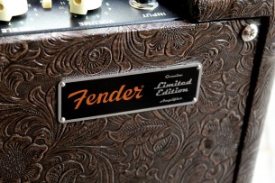 FENDER "Blues Junior IV FSR 1x12, 15-watt Tube Combo Amp - Western Tolex"