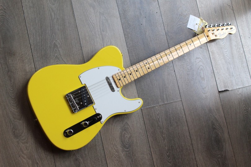 FENDER " Made in Japan Limited International Color Telecaster, Maple Fingerboard, Monaco Yellow" GIGBAG, 3, 00 KG