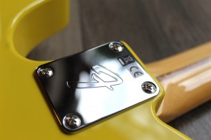 FENDER " Made in Japan Limited International Color Telecaster, Maple Fingerboard, Monaco Yellow" GIGBAG, 3, 00 KG