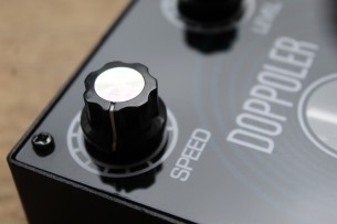 GURUS "Gurus Doppoler Rotating Speaker Pedal"