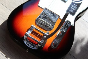 FENDER "Vintera '60s Telecaster Bigsby, Pau Ferro Fingerboard, 3-Color Sunburst" GIGBAG, 3, 61 KG