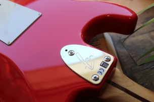 FENDER "Made in Japan Limited International Color Stratocaster, Rosewood Fingerboard, Morocco Red" GIGBAG, 3, 30 KG