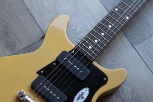 MAYBACH "Lester JR Double Cutaway 2 P-90 Special TV Yellow" HARDCASE, 3, 00 KG