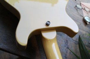 MAYBACH "Lester JR Double Cutaway 2 P-90 Special TV Yellow" HARDCASE, 3, 00 KG