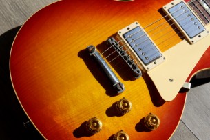 GIBSON " Custom Shop Historic Collection 1958 Les Paul Standard Reissue Washed Cherry Sunburst" HARDCASE , 3, 72 KG