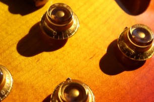 GIBSON " Custom Shop Historic Collection 1958 Les Paul Standard Reissue Washed Cherry Sunburst" HARDCASE , 3, 72 KG