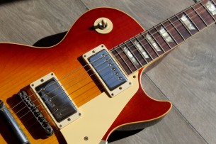 GIBSON " Custom Shop Historic Collection 1958 Les Paul Standard Reissue Washed Cherry Sunburst" HARDCASE , 3, 72 KG
