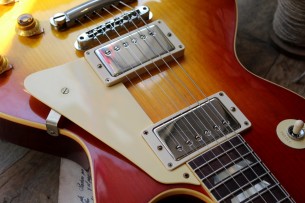 GIBSON " Custom Shop Historic Collection 1958 Les Paul Standard Reissue Washed Cherry Sunburst" HARDCASE , 3, 72 KG