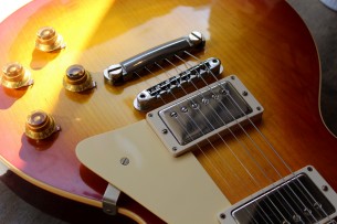 GIBSON " Custom Shop Historic Collection 1958 Les Paul Standard Reissue Washed Cherry Sunburst" HARDCASE , 3, 72 KG