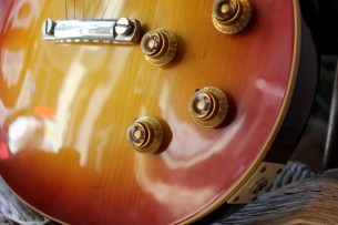 GIBSON " Custom Shop Historic Collection 1958 Les Paul Standard Reissue Washed Cherry Sunburst" HARDCASE , 3, 72 KG