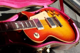 GIBSON " Custom Shop Historic Collection 1958 Les Paul Standard Reissue Washed Cherry Sunburst" HARDCASE , 3, 72 KG