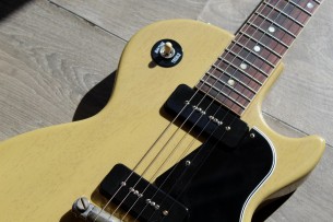 GIBSON "Custom Shop 1957 Les Paul Special Single Cut Reissue TV Yellow" HARDCASE, 3,56 KG