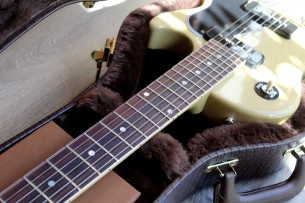 GIBSON "Custom Shop 1957 Les Paul Special Single Cut Reissue TV Yellow" HARDCASE, 3,56 KG