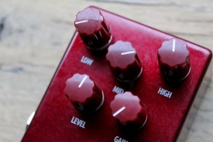 LOVEPEDAL "Hi Volt Ruby"