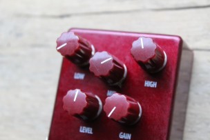 LOVEPEDAL "Hi Volt Ruby"