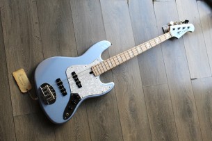 LAKLAND "Skyline Series 44-60 Custom Iced Blue Metallic"