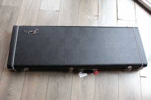 FENDER "American Vintage II 1966 Jazzmaster, Rosewood Fingerboard, Lake Placid Blue" HARDCASE