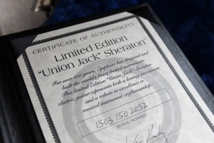 EPIPHONE "Limited Edition "Union Jack" Sheraton"(1503 150 2052) HARDCASE, PAPERS