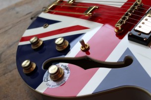 EPIPHONE "Limited Edition "Union Jack" Sheraton"(1503 150 2052) HARDCASE, PAPERS