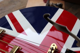 EPIPHONE "Limited Edition "Union Jack" Sheraton"(1503 150 2052) HARDCASE, PAPERS