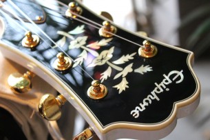 EPIPHONE "Limited Edition "Union Jack" Sheraton"(1503 150 2052) HARDCASE, PAPERS
