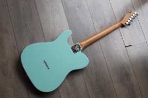 FENDER "FRS / Limited Edition American Pro Telecaster Roasted Maple Neck / Daphne Blue" HARDCASE, PAPERS, 3, 62 KG