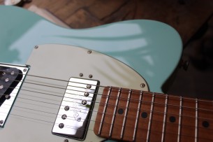 FENDER "FRS / Limited Edition American Pro Telecaster Roasted Maple Neck / Daphne Blue" HARDCASE, PAPERS, 3, 62 KG