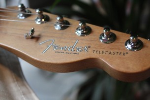 FENDER "FRS / Limited Edition American Pro Telecaster Roasted Maple Neck / Daphne Blue" HARDCASE, PAPERS, 3, 62 KG
