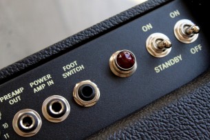 FENDER "Hot Rod Deluxe IV Black"