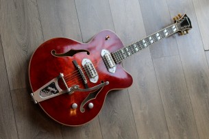 EASTMAN "Solid Carve Top Series T58/v Antique Amber" HARDCASE,2, 74 KG