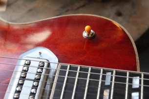 EASTMAN "Solid Carve Top Series T58/v Antique Amber" HARDCASE,2, 74 KG