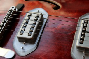 EASTMAN "Solid Carve Top Series T58/v Antique Amber" HARDCASE,2, 74 KG