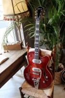 EASTMAN "Solid Carve Top Series T58/v Antique Amber" HARDCASE,2, 74 KG