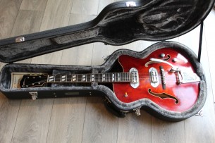 EASTMAN "Solid Carve Top Series T58/v Antique Amber" HARDCASE,2, 74 KG