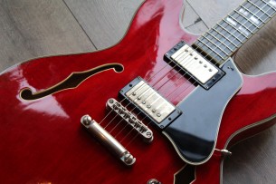 EASTMAN "T59/v Antique Red" HARDCASE, 3, 51 KG