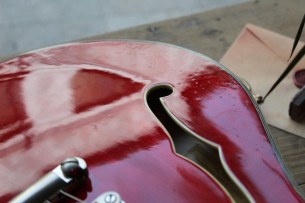 EASTMAN "T59/v Antique Red" HARDCASE, 3, 51 KG