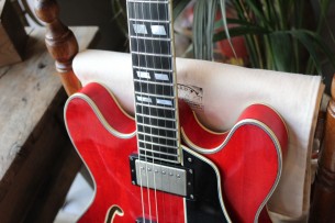 EASTMAN "T59/v Antique Red" HARDCASE, 3, 51 KG