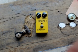 MXR "Distortion +" (M104)