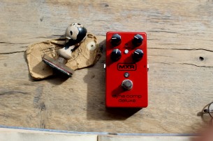 MXR "Dyna Comp Deluxe" (M228)