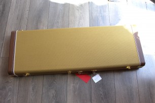 FENDER "American Vintage II 1957 Stratocaster,Vintage Blonde" HARDCASE, 3, 62 KG