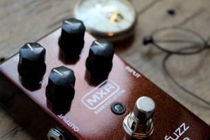 MXR "Bass Fuzz Deluxe" (M84)