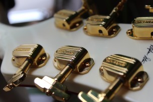 GRETSCH "Custom Shop G6134-GCS15 15th Anniversary '59 Penguin" HARDCASE, 3, 98 KG