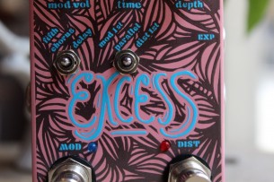 OLD BLOOD NOISE "Excess V2 Distorting"