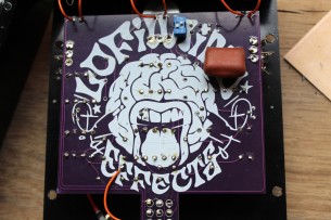 LOFIMIND EFFECTS "Big Footz"