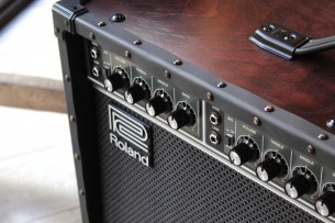 ROLAND "JC-120 Jazz Chorus 50th Anniversary Edition 2-Channel 120-Watt 2x12" Number 220 of 350