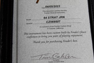 FENDER "Custom Shop '64 Stratocaster Journeyman Relic - Faded Aged Fiesta Red" HARDCASE, 3, 64 KG